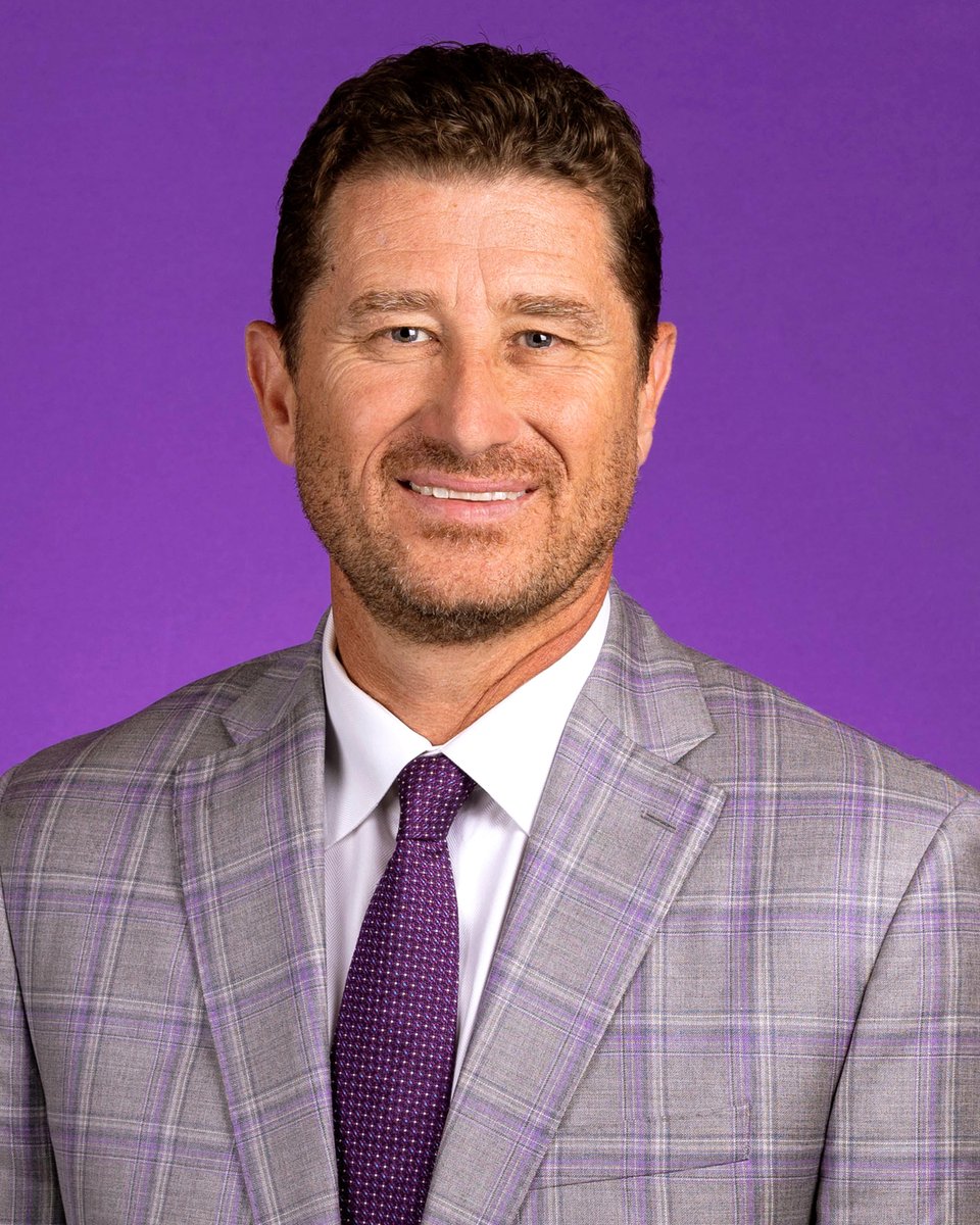 ECU News (@ecunewsservices) on Twitter photo Dr. Michael Harris has been named dean of the <a href="/ECUCOB/">ECU Business</a>. Harris has served as interim dean since July 2022.
#ECUNewsRelease ⤵️
news.ecu.edu/2024/06/18/har… Dr. Michael Harris has been named dean of the <a href="/ECUCOB/">ECU Business</a>. Harris has served as interim dean since July 2022.
#ECUNewsRelease ⤵️
news.ecu.edu/2024/06/18/har…