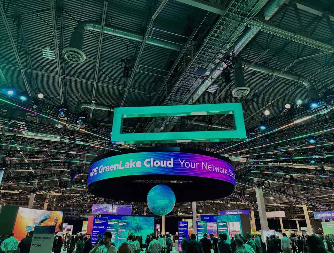 ItsGaryWhoElse's tweet image. HPE’s focus is AI, all the time! 
#HPEDiscover #AI

#stocks $AMD $META