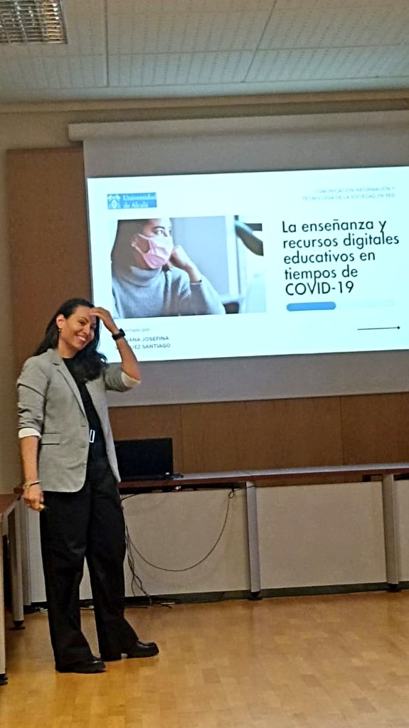 Esta profe ya es Phd. Ahora sí vamos a dar clases con gusto. Tesis doctoral defendida ✅