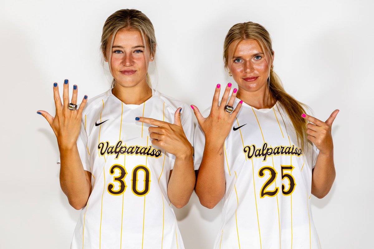 Valpo Women's Soccer (@valpowso) on Twitter photo Episode 2 of The Uncommon Experience is out now! Featuring everyone’s favorite BFFs, Chase <a href="/Cfc10Ray/">Chase Ray</a> and Lindsey <a href="/lindseydusatko/">lindsey dusatko</a> ! Hear about their academic and social schedules and how they fit it all in with college soccer
open.spotify.com/episode/4l6hi1…
podcasts.apple.com/us/podcast/the… Episode 2 of The Uncommon Experience is out now! Featuring everyone’s favorite BFFs, Chase <a href="/Cfc10Ray/">Chase Ray</a> and Lindsey <a href="/lindseydusatko/">lindsey dusatko</a> ! Hear about their academic and social schedules and how they fit it all in with college soccer
open.spotify.com/episode/4l6hi1…
podcasts.apple.com/us/podcast/the…