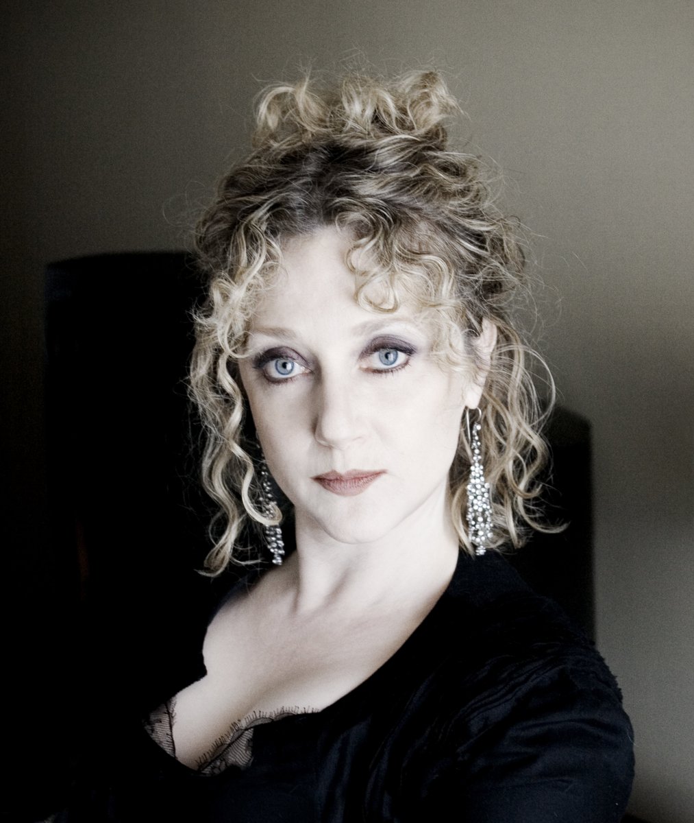 GaryGorn's tweet photo. Happy Birthday Carol Kane🥳
Carol Kane (born 18 June 1952) is an #EmmyAward-winning #actress who played #Pelia in the second season of #StarTrekStrangeNewWorlds.
#HappyBirthday #CarolKane #StarTrek #SNW #StarTrekSNW #Gotham #AddamsFamily #ThePrincessBride #Trekkie https://t.co/v2CBFIh1ya