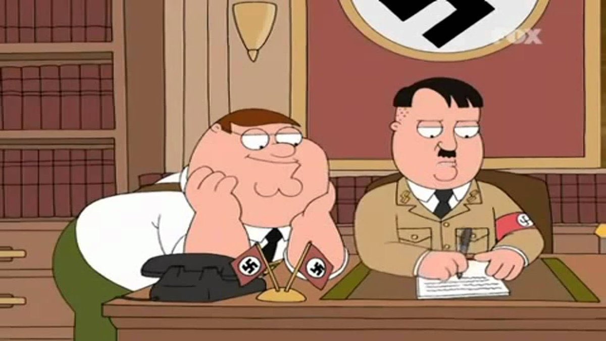 -¿Qué haces, Ortega Smith?
-¡Cosas!  
-¿Cosas nazis? 
-Sí, Peter, cosas nazis.