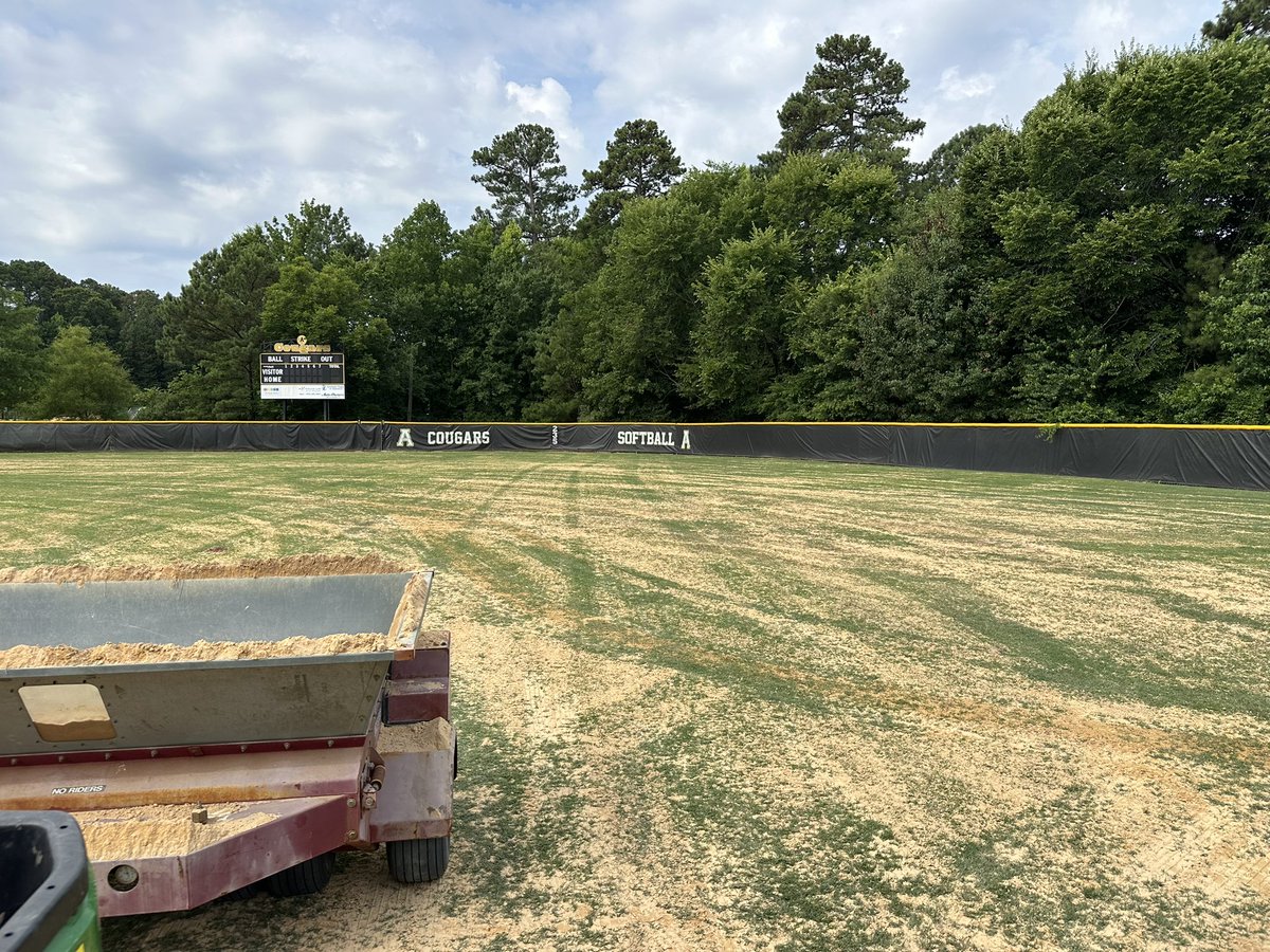 WCoachW's tweet photo. My office view this week. @apexhsathletics @apexcougarclub @ApexHighSchool https://t.co/Awuu8vYv0e