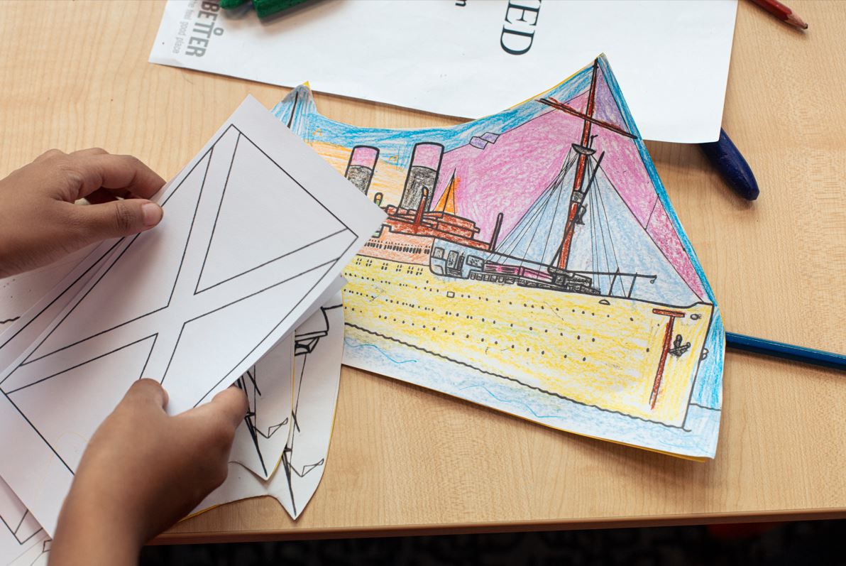 Don’t miss our Windrush Day celebrations this week! 🎉

📅 Friday 21 June

⌚ 4 to 8pm

📍 General Gordon Square, Woolwich

Enjoy food, drink, arts, crafts + performance by local primary school children and <a href="/EthnoVox/">Ethno Vox</a>

Royalgreenwich.gov.uk/windrush-day