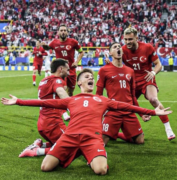 #Avrupa şampiyonasında #Gürcistan’ı 3-1 yenen #Türkiye Milli takımını canı gönülden tebrik ediyorum 
#BizimÇocuklar sizinle gurur duyuyoruz 
Türkiye 3  Gürcistan 1