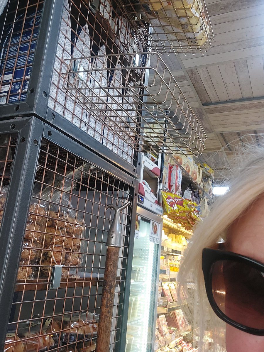 Italian moments in Pimlico  x Hayley