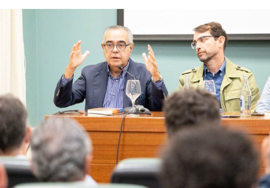 Nos enorgullece expresar nuestro apoyo al Consejo Económico y Social de Canarias. Bajo la presidencia de José Carlos Francisco, se ha demostrado un firme compromiso con el progreso económico y social de nuestra región.