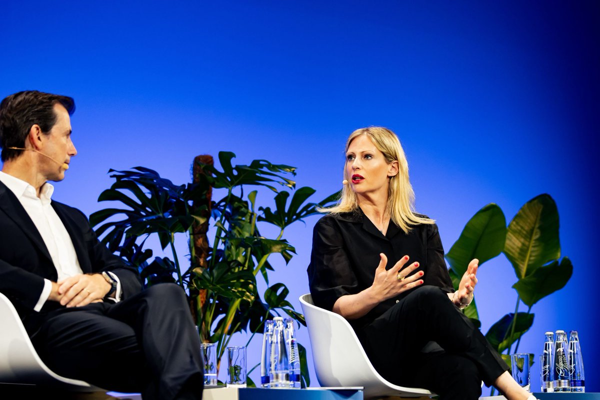 GRA_Renewables's tweet photo. 💥What’s needed to unleash the #RenewableEnergy transition?

GRA’s CEO @Renewable_Bruce joined industry leaders at the opening of @ThesmarterE Europe Conference to discuss how to triple global renewables and transition the energy sector to climate neutrality as soon as possible. https://t.co/rbCzH6cTlO