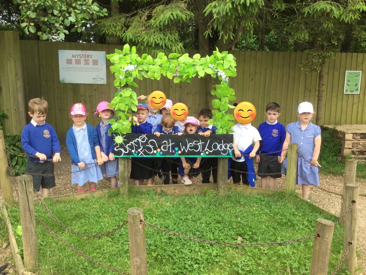 What a super day The Ladybird Class had at West lodge Farm today! Barrel rides, bug hunt, pig race, petted the guinea pigs and rabbits, goat show, peacocks and we found our way out of the maze in time to catch our minibus home!!
