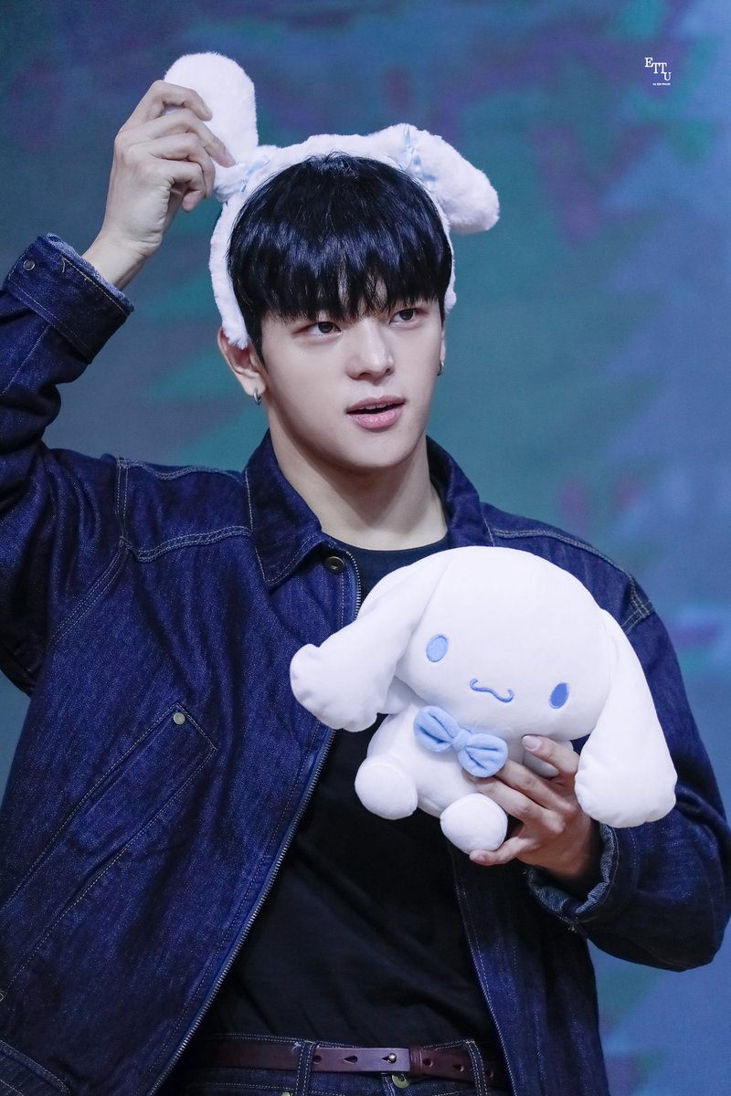 ettu_408's tweet photo. 240615 대면 팬싸

#김우진 #kimwoojin
#ILIKETHEWAY https://t.co/y2TFz7KYlE