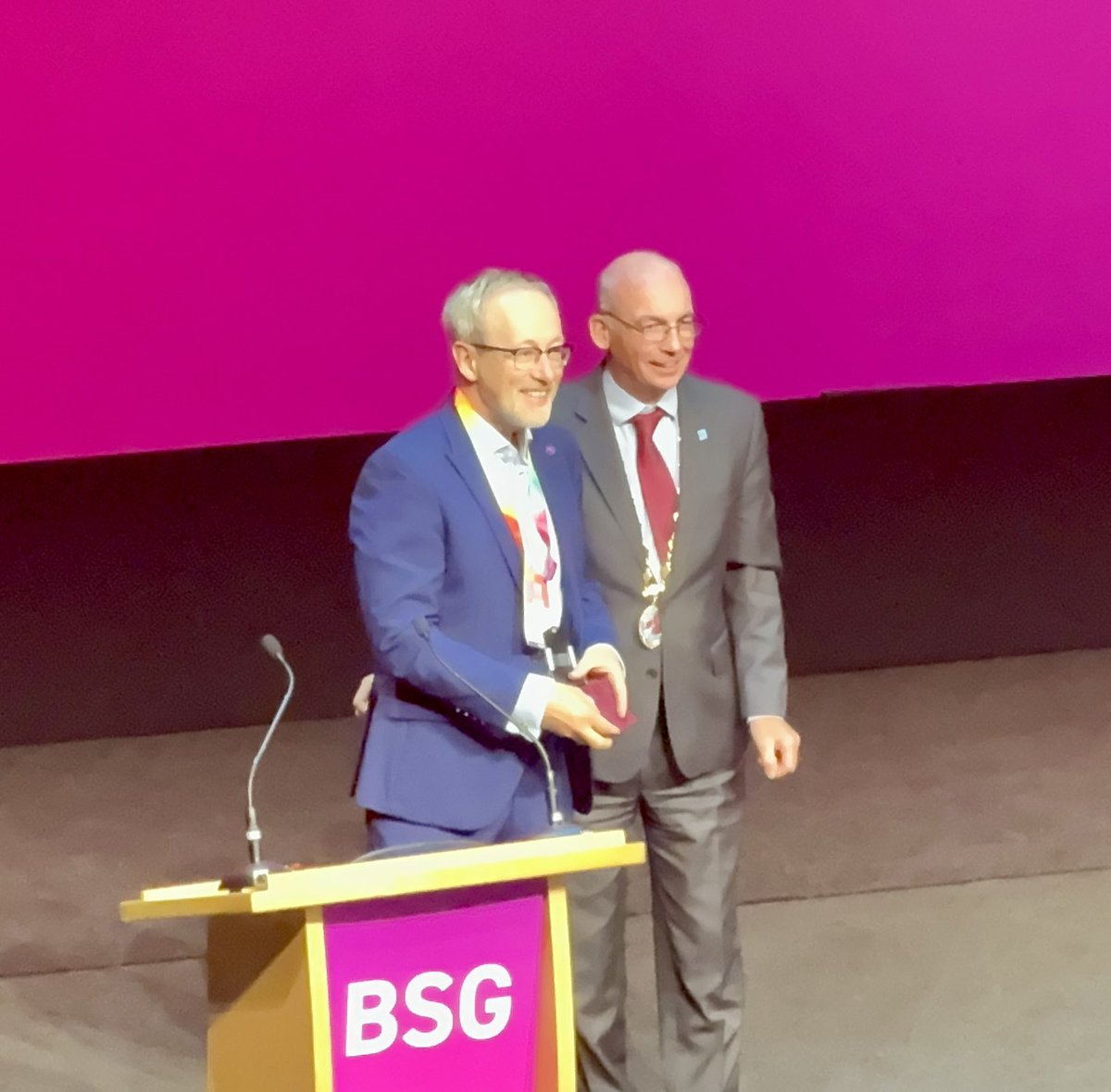 Dr Bjorn Rembacken was honoured with president’s award at the <a href="/BritSocGastro/">BSG</a> . A very well deserved award in recognition of his enormous work in endoscopy and training in the UK. Mad respect to my mentor, colleague, guide and a critique. 🫡😍

<a href="/LeedsHospitals/">Leeds Teaching Hospitals</a>