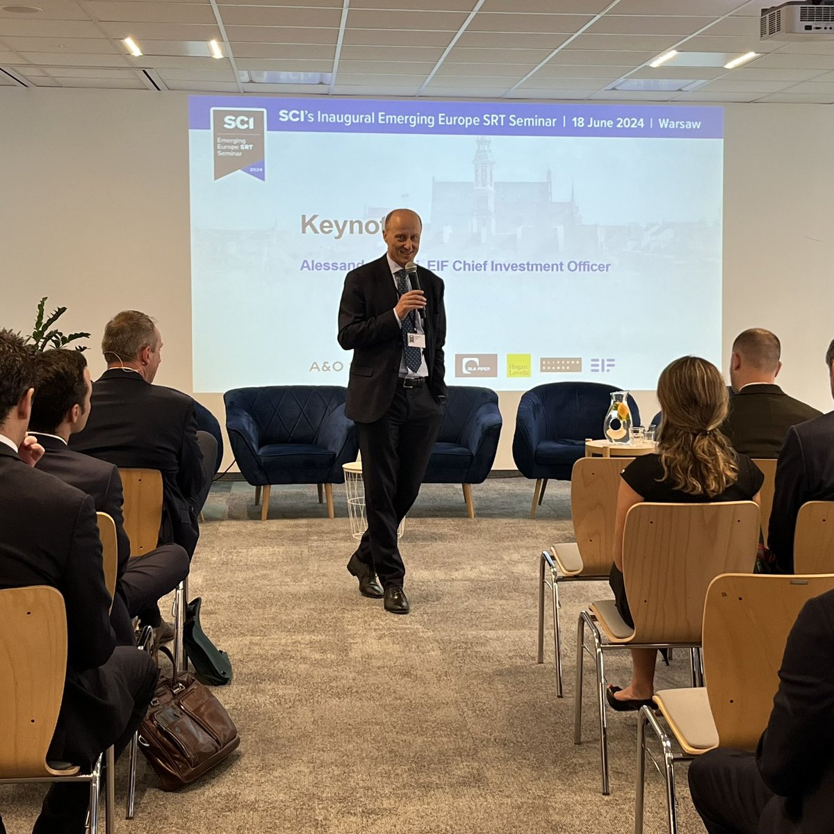 #Securitisation is the second largest contributor to the EIF's climate and #sustainability goals and benefits small businesses in cohesion regions.

"Supporting the real economy is in the EIF's DNA" 💬 CIO <a href="/AlessandroTappi/">Alessandro Tappi</a> at Emerging Europe SRT Seminar.