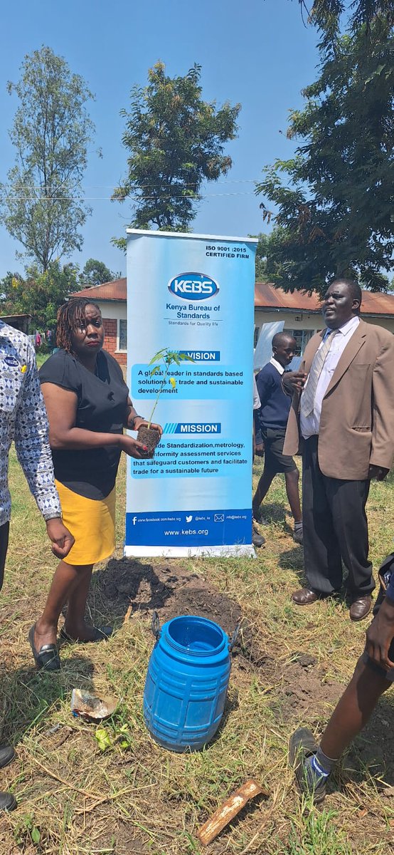 KEBS_ke's tweet photo. Today, @KEBS_ke, Lake Region led by RM Caroline Outa participated in tree planting exercise at the Tiegre secondary school. The team later donated 5000ltrs capacity water tank to the school to support the learners.
#RootingfortheFuture #SustainableTreePlantingPractices^NJ https://t.co/0aKVS8eick