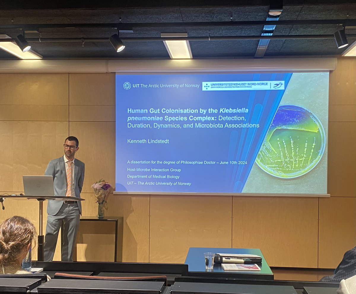 Congratulations to double doctor <a href="/KenLindstedt/">Ken Lindstedt</a> who successfully defended his PhD last week! 🎉 🎓 Check out his publications and thesis here: munin.uit.no/handle/10037/3…