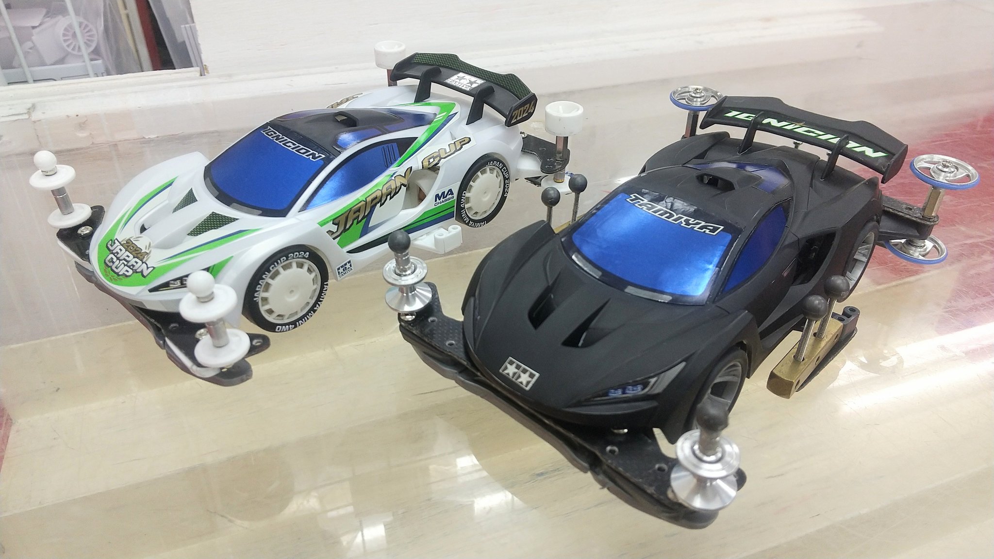 ユニバカ 2015 限定ステッカー 【豪腕モグモグ】スロット - メルカリ