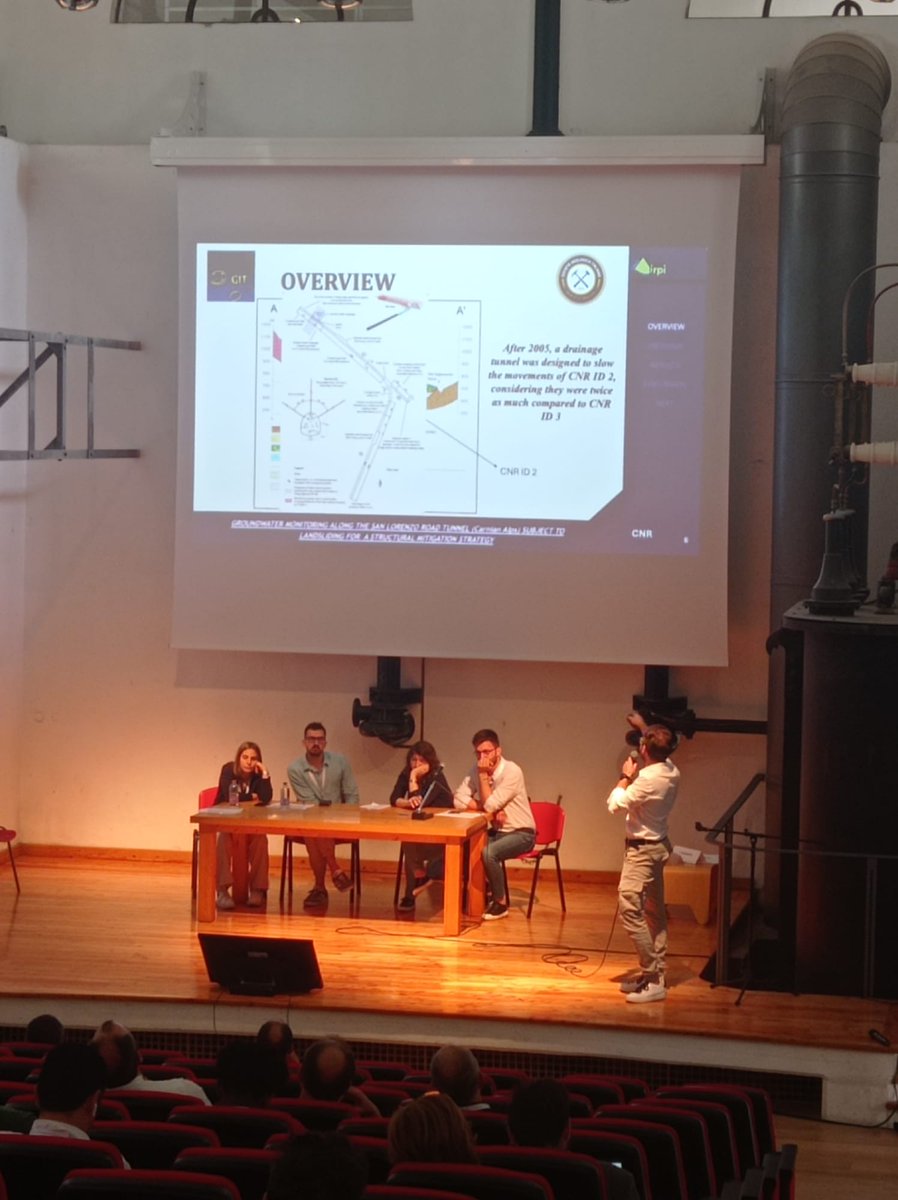 gitonline's tweet image. XVIII @gitonline  - Sessione “Il monitoraggio per l’integrazione, modellazione e gestione del rischio nell’era dei dati multi-temporali”. Nella foto N.Fullin, @CNR_IRPI