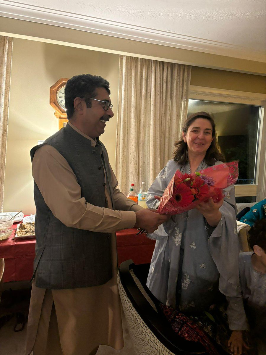 PashtunCouncil's tweet photo. PCC welcomes @JamilaNDM , former parliamentarian and founding member of @NDM_Official on her personal visit to Canada.
We intend to arrange a joint meet and greet session in honor, along with other #OppressedNations like Sindhis, Balochs, Kashmiris to discuss our issues. https://t.co/0zEbfyf75f