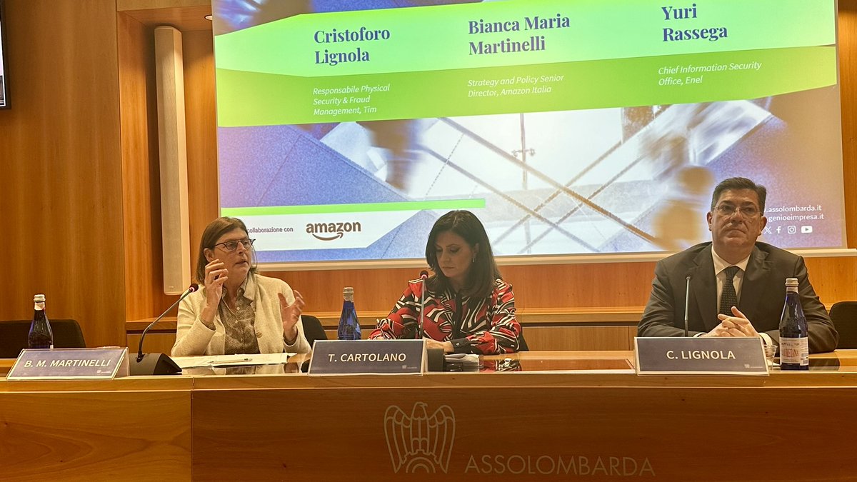 AmazonNewsItaly's tweet photo. 🔒 In Amazon combattiamo le #truffe basate su furti d'identità. In 1 anno, abbiamo chiuso 40.000 siti di #phishing e denunciato 100 truffatori. 
🚨 Insieme a @Assolombarda abbiamo avviato un tavolo di confronto per creare un'alleanza pubblico-privata.
 📌 https://t.co/zFSarB8fuG https://t.co/AQs6k4r7UC