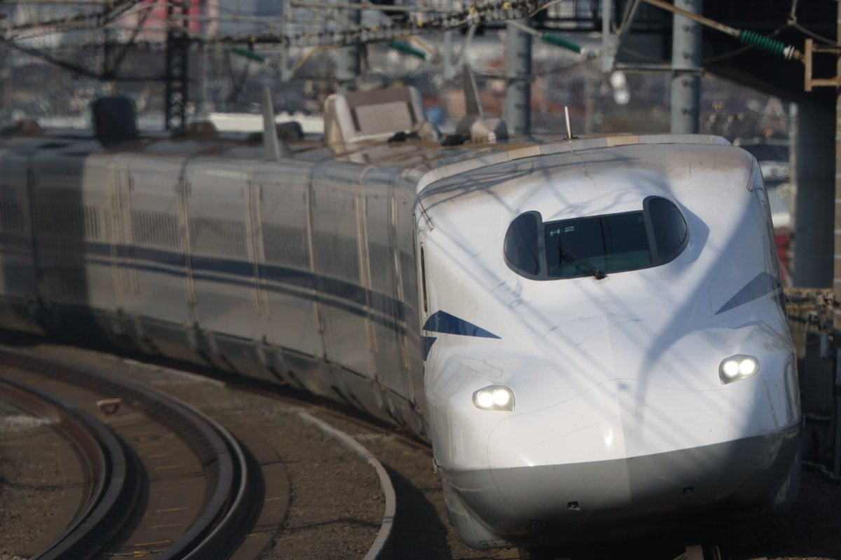 F500Supreme's tweet photo. え、ちょっと待って

新幹線ファン以外の人に聞くよ？

923系と700系とN700AとN700Sの差、わかりますよね？

今、学校の同級とLINEしててその話題になったんだけど…そもそも色以外の差が分かってないみたいで…

これ、新幹線好き嫌い関係なしに覚えてなくても、、、別に困らないけどね https://t.co/1nlMok5tqO
