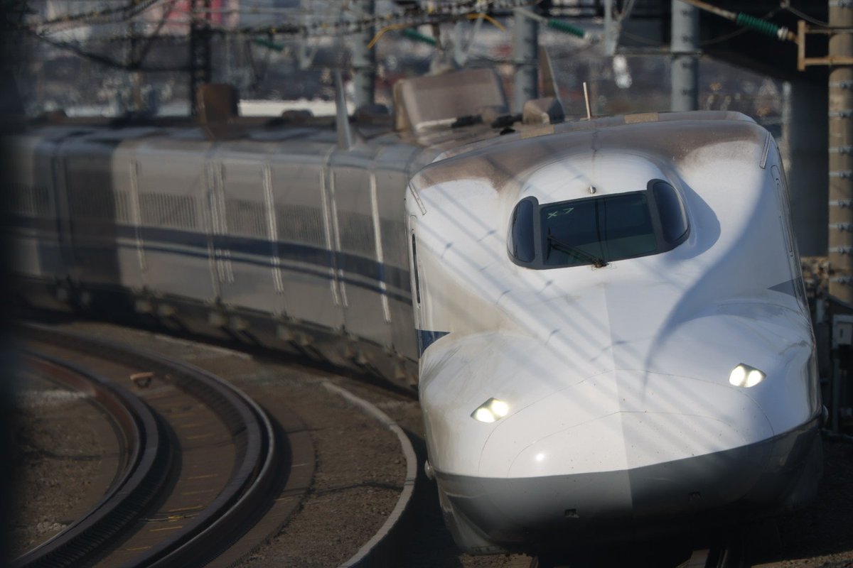 F500Supreme's tweet photo. え、ちょっと待って

新幹線ファン以外の人に聞くよ？

923系と700系とN700AとN700Sの差、わかりますよね？

今、学校の同級とLINEしててその話題になったんだけど…そもそも色以外の差が分かってないみたいで…

これ、新幹線好き嫌い関係なしに覚えてなくても、、、別に困らないけどね https://t.co/1nlMok5tqO