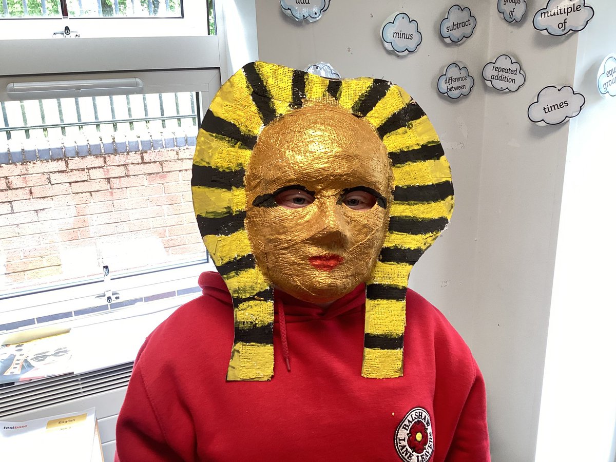 Mrs Chambers tweet media