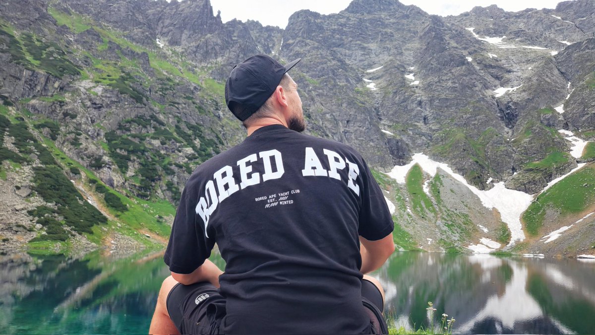 GM Apes. Stay bored... <a href="/BoredApeYC/">Bored Ape Yacht Club 🍌</a>