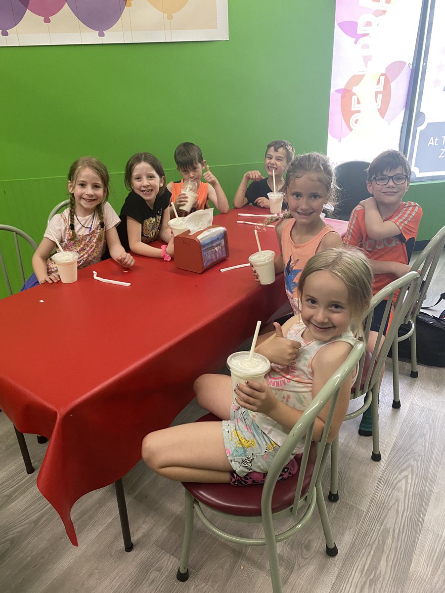 Mme Adamson tweet media