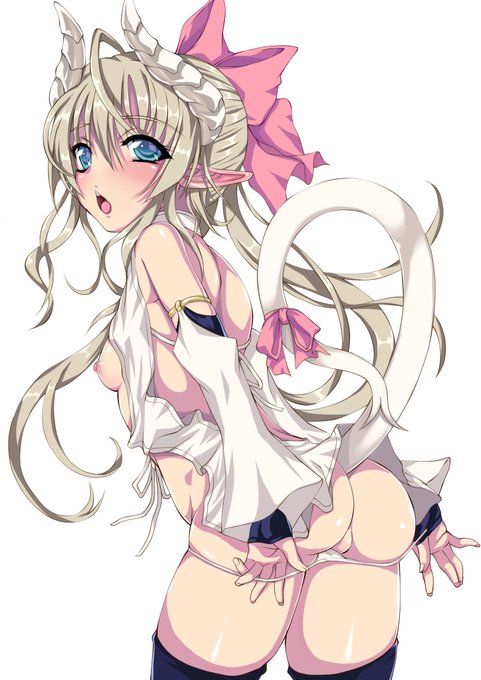 小さくて角生えてる子はお好きですか?( ◜◡◝ ) 