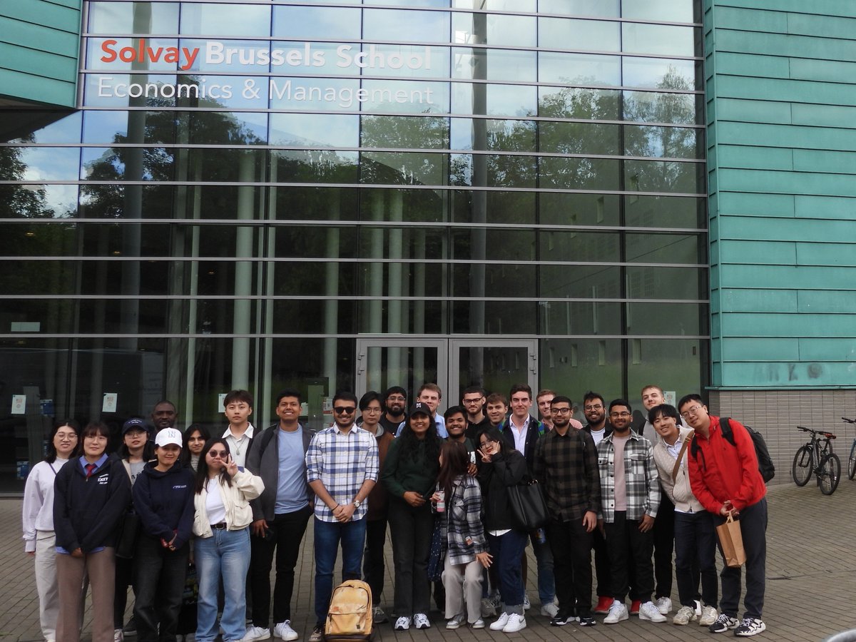 Exe_MScFinance's tweet photo. This year, our FAFM study trip took the students to Frankfurt, in Germany. Students visited the Frankfurt School of Finance and Management for lectures, guest talks and a guided tour. They then had a free day to explore Frankfurt and its surroundings. https://t.co/9z2qp2Q3Th