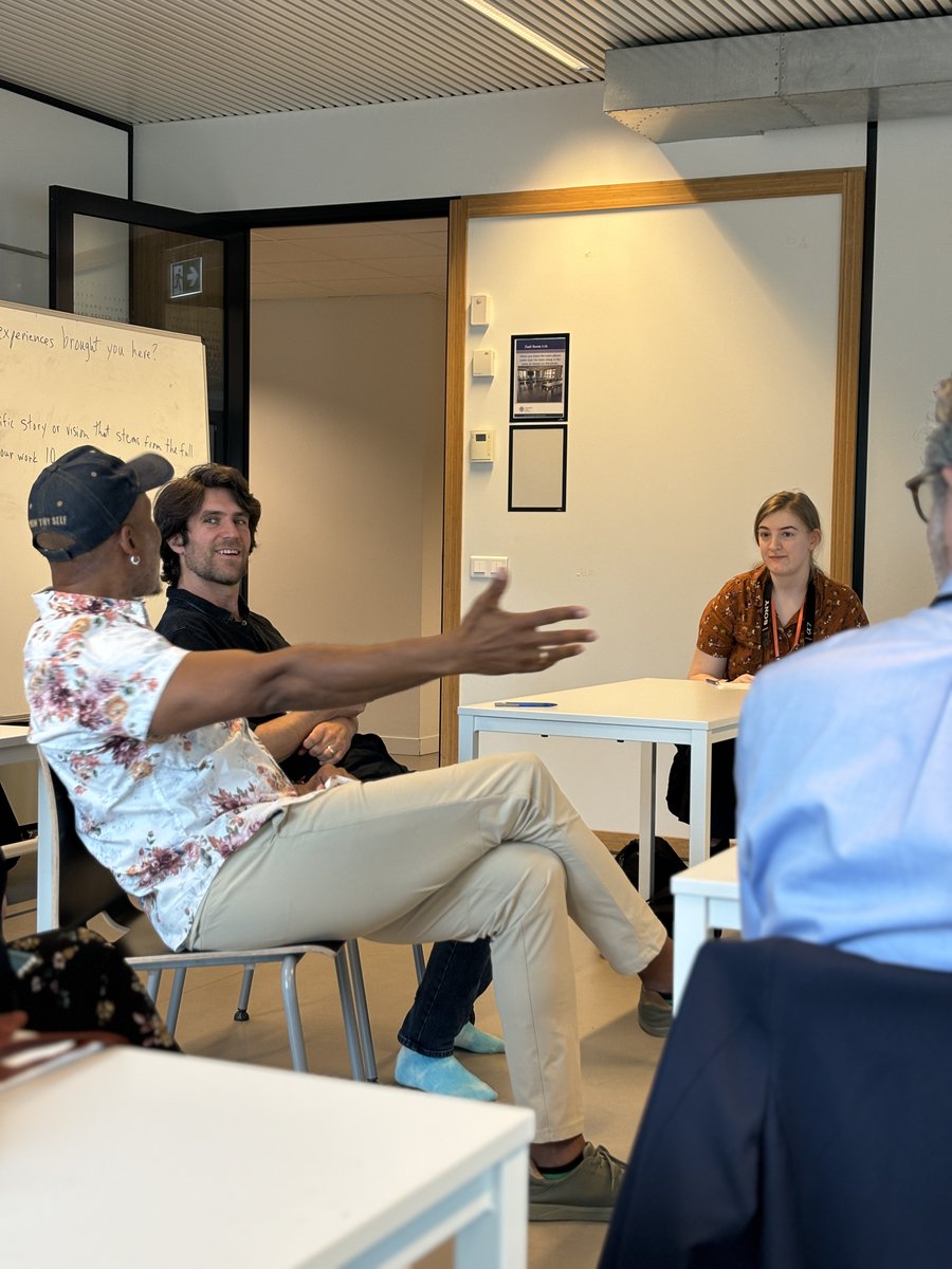 EnvPeacebuild's tweet image. During today's workshops, Jesse Matas and Austin Willacy led "Composing Peace: Music as a Tool for Environmental Peacebuilding." This collaborative session utilized lyrical and reflective writing as the foundation of a new song centered around peacebuilding. #EnPAx2024
