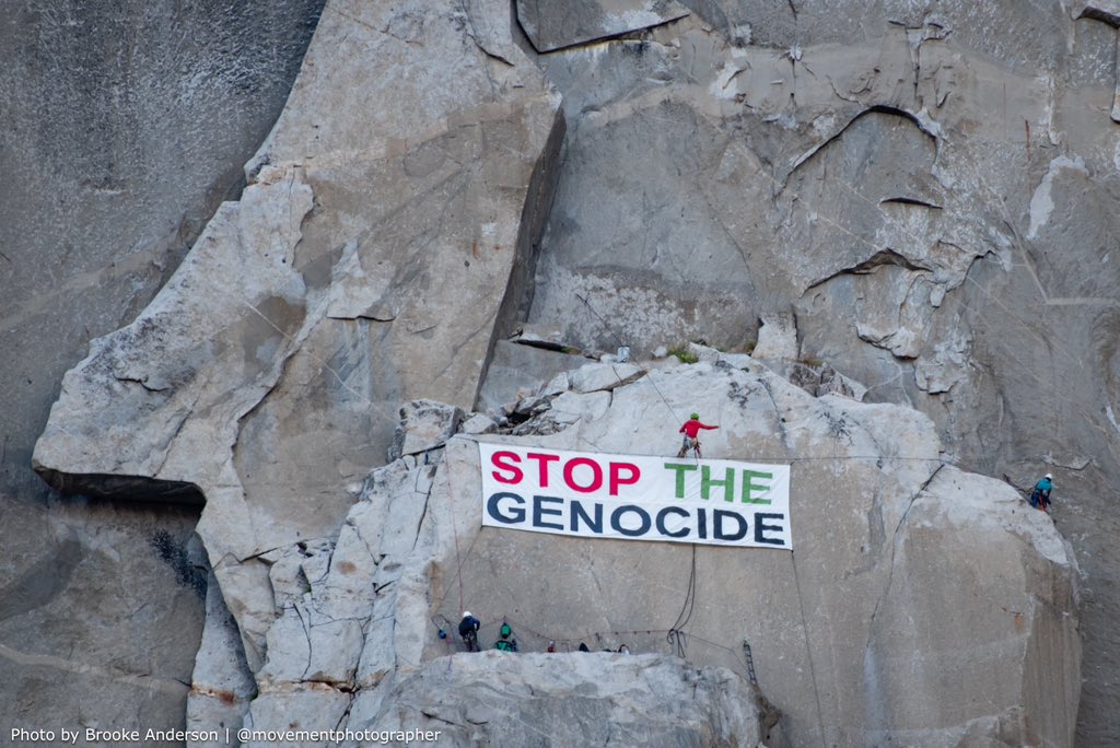 movementphotog's tweet photo. A group calling themselves @ClimbersWithPalestine have hung a banner reading “Stop the Genocide” from El Capitan, the iconic 3,000-ft granite wall in Yosemite National Park. https://t.co/XSo51aBXPJ
