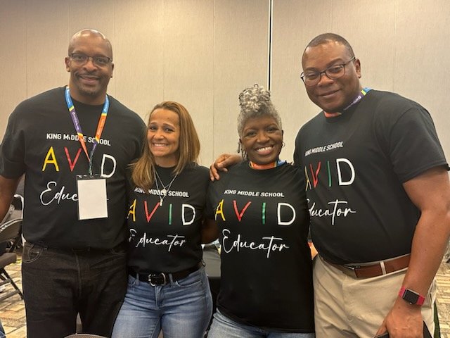 King MS learning and leading! <a href="/AVID4College/">AVID</a> #AVIDSI2024