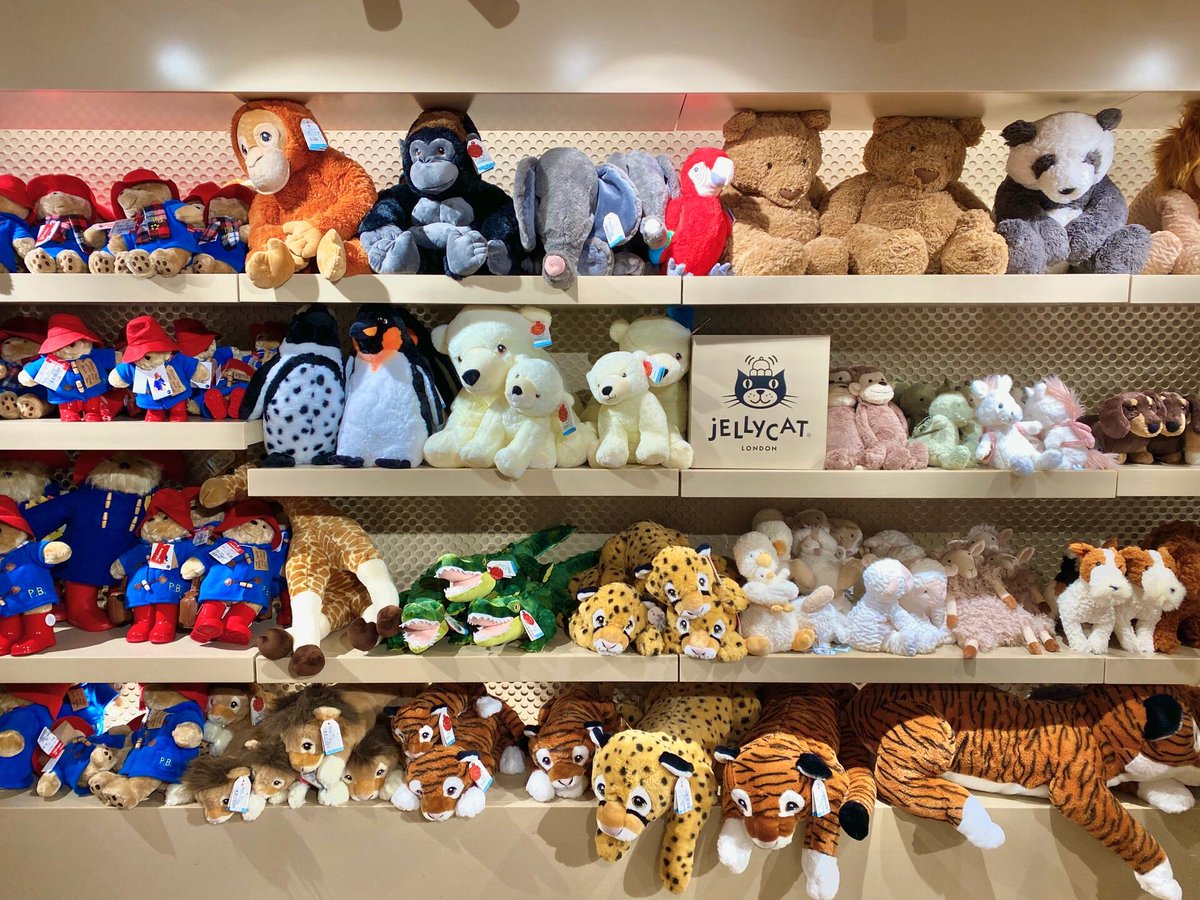 I will buy that toy, it look like so cute🧸🥑