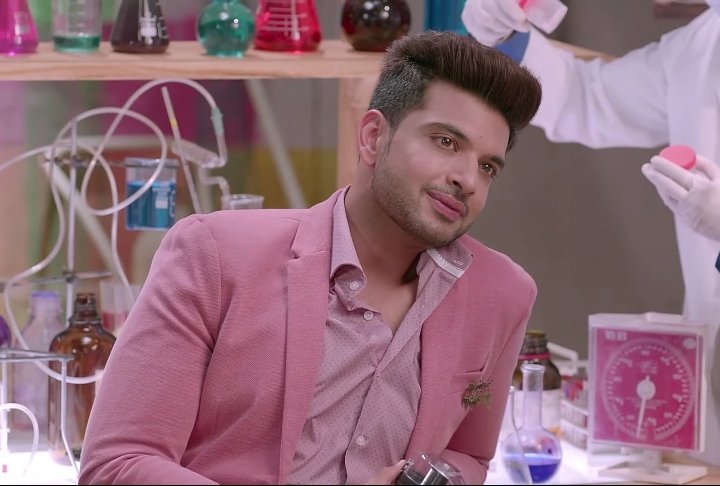 Shivi_kk's tweet photo. Celebrating 6 Yrs Of Dil Hi Toh Hai
It will forever remain my most fav show of KK❤️
Everything about this is fabulous
#PalWik 's chemistry to family drama to Karan's acting✨
Ekta mam herself called it the most successful web show🔥🧿
#KaranKundrra #6YearsOfDilHiTohHai @kkundrra https://t.co/PqtAgY5C8L