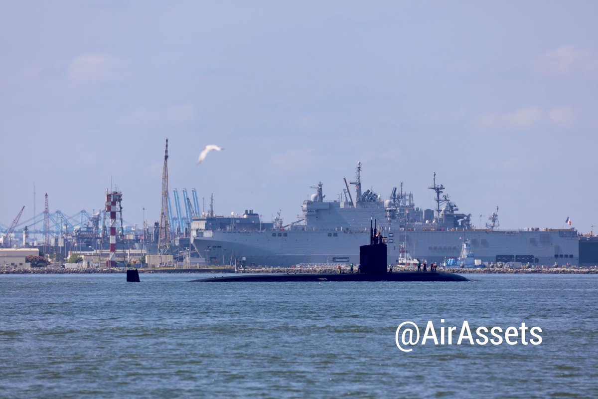 AirAssets's tweet photo. 10:15 am 18 June 2024 the USS Pasadena SSN-752 a Los Angeles class nuclear attack submarine arrives in Hampton Roads bound for Golf anchorage
#usspasadena #ssn752 https://t.co/pIhQ4fEiL4