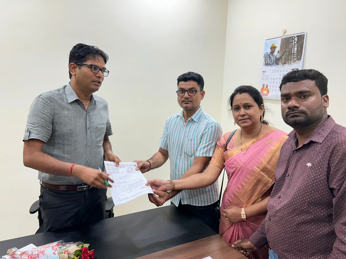 #कैशलेस_चिकित्सा
माननीय स्वास्थ मंत्री जी, वित्त मंत्री जी आप दोनो से विशेष निवेदन कल 19 - 6 -2024 की मंत्रिमंडल की बैठक में कैशलेस चिकित्सा का अनुमोदन कर 5 लाख कर्मचारियो को लाभ देवे
नही आयेगा कोई अतिरिक्त वित्तिय भार
<a href="/OPChoudhary_Ind/">OP Choudhary</a> 
<a href="/ShyamBihariBjp/">ShyamBihari Jaiswal</a> 
<a href="/CGCMSEWU/">@ushachandrakar</a> 
<a href="/RAKESHSINGHOPS/">राकेश कुमार सिंह CGCPEWU/NMOPS छत्तीसगढ़ अध्यक्ष</a>