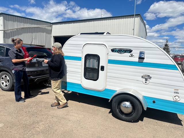 swiftrvrepairs's tweet image. Checking in the cutest little Teardrop travel trailer for a Safe &apos;n Sound inspection! Read about this 32-point inspection service we provide: ➡️ loom.ly/pbHtt3M and BOOK an appointment right away online! We Get You on the Road Again! 403-919-4911 #swiftrvrepairs #RV #rver