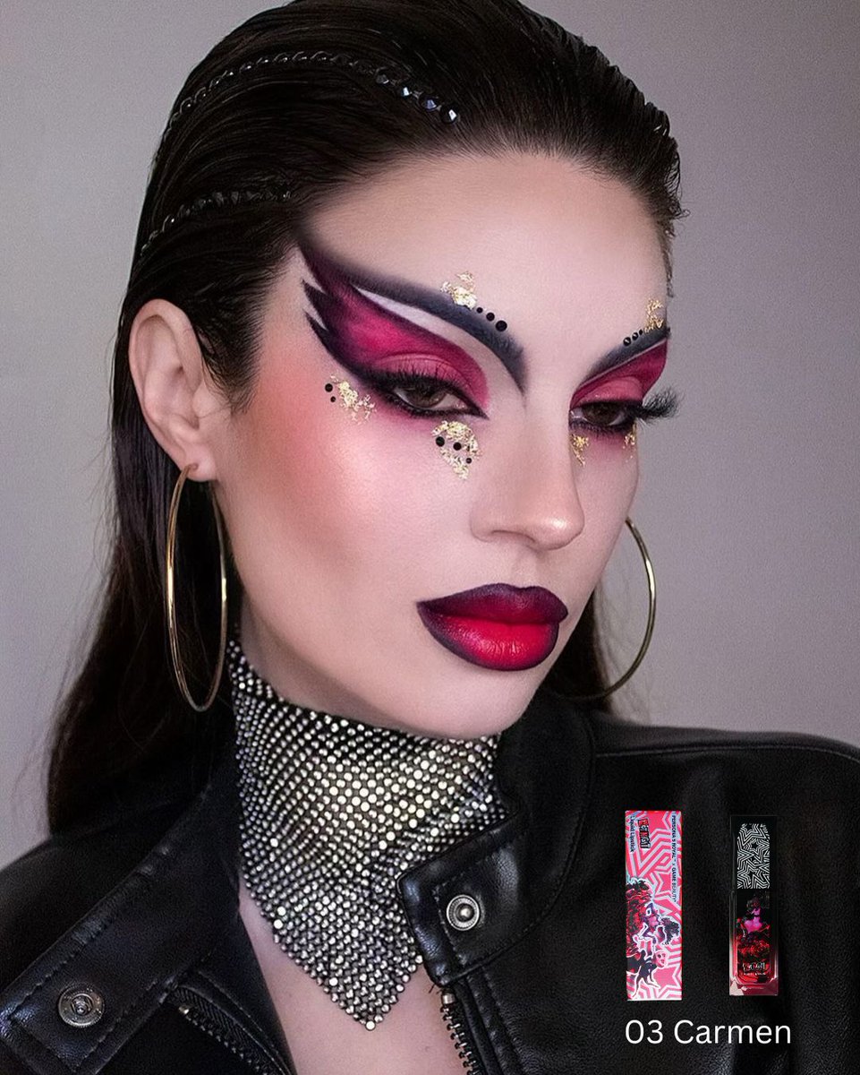 🌈 Persona 5 Royal Hot Night Liquid Lipsticks are your one-way ticket o a lip color fiesta! Looks are from the talented <a href="/iamnataliaz/">Natalia Zuñiga</a> .
.
#gamebeauty #persona5royal #p5r #attackontitan #animemakeup #colorlips #colorfullips