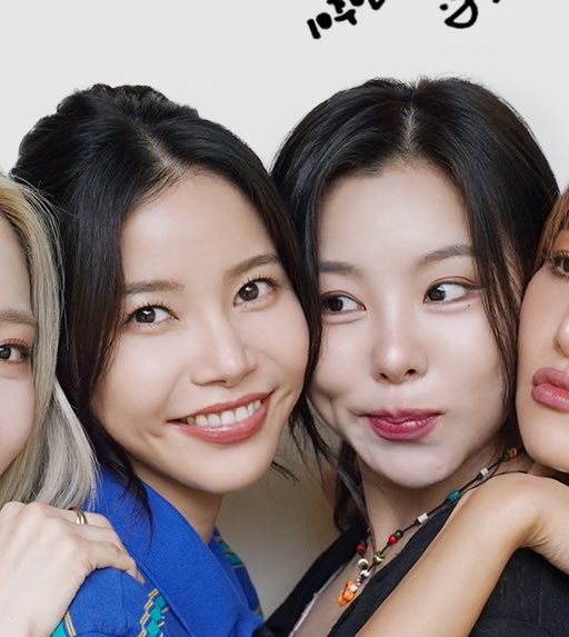 Happy 10th anniversary my 4 wonderful ladies! missing those wheesun hugs and cheek kisses.🥺

#10YearsWithMAMAMOO
#BeLisMaMoo_Always
TENacious bond with MAMAMOO