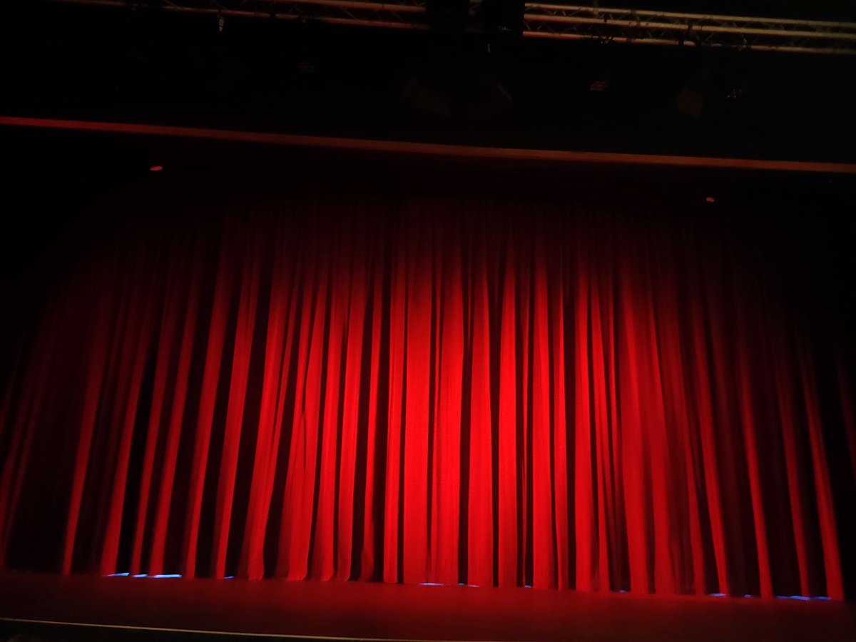 Great time last night <a href="/AltrinchamG/">Altrincham Garrick Playhouse</a> for 'Merrily We Roll Along', just as the show was finally recognised by the Tony Awards as the masterpiece it is! A great production that is on all week so go, go, go. 🎭😍👏