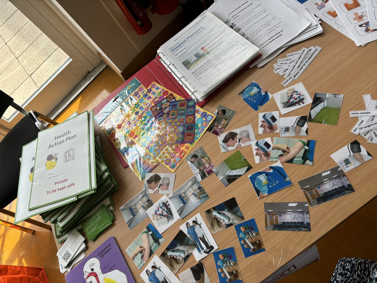 Mollie Battersby tweet media