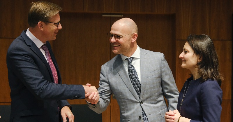 EUCouncil's tweet photo. At #TTE today, transport ministers agreed to:

✔️ revise @EMSA_EU’s mandate to improve maritime safety
✔️ harmonise rules for inland waterways
✔️ improve rail infrastructure capacity