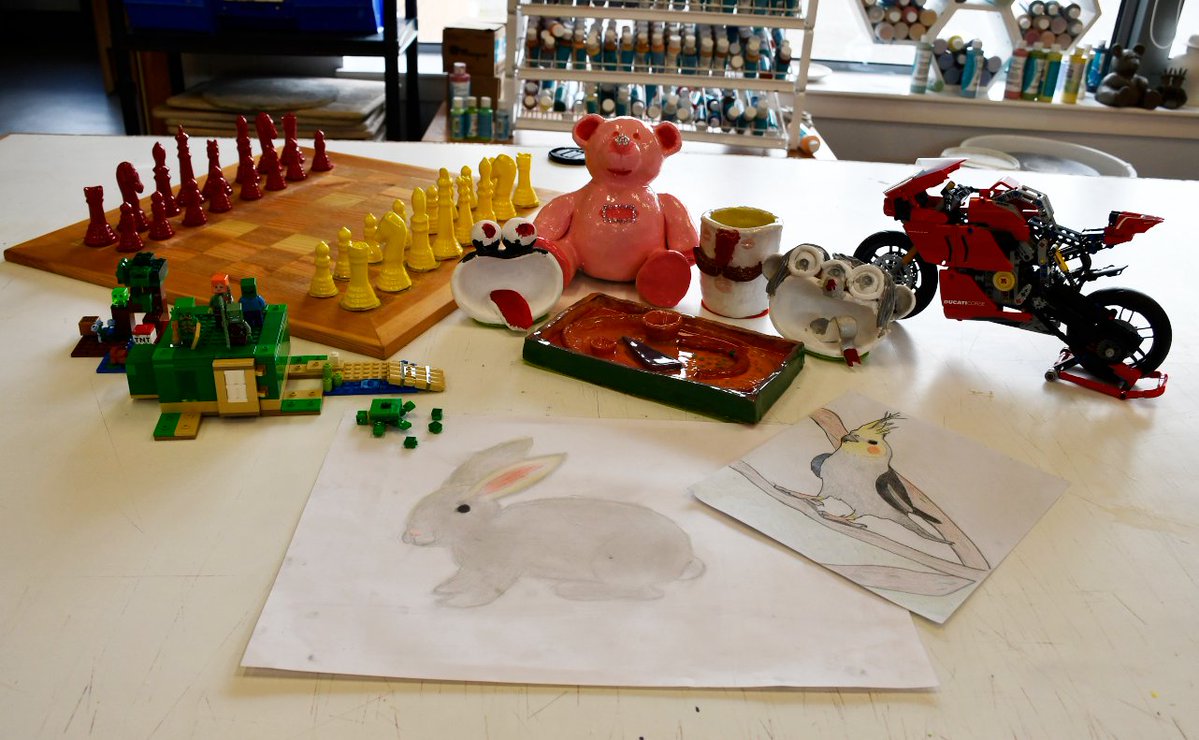 TheStateHospit1's tweet image. Arts and crafts are a big part of rehabilitation at the State Hospital for our patients with an intellectual disability. One patient said: &quot;When I feel anxious or angry, it makes me calm.&quot;#LearningDisabilityWeek2024