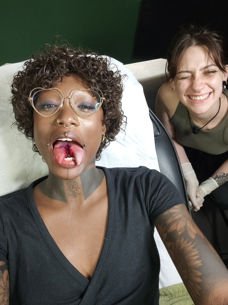 🌿黑🌿 tweet media