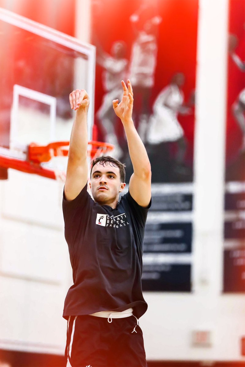 Happy birthday, <a href="/connor1035/">Connor Hickman</a> 🎉