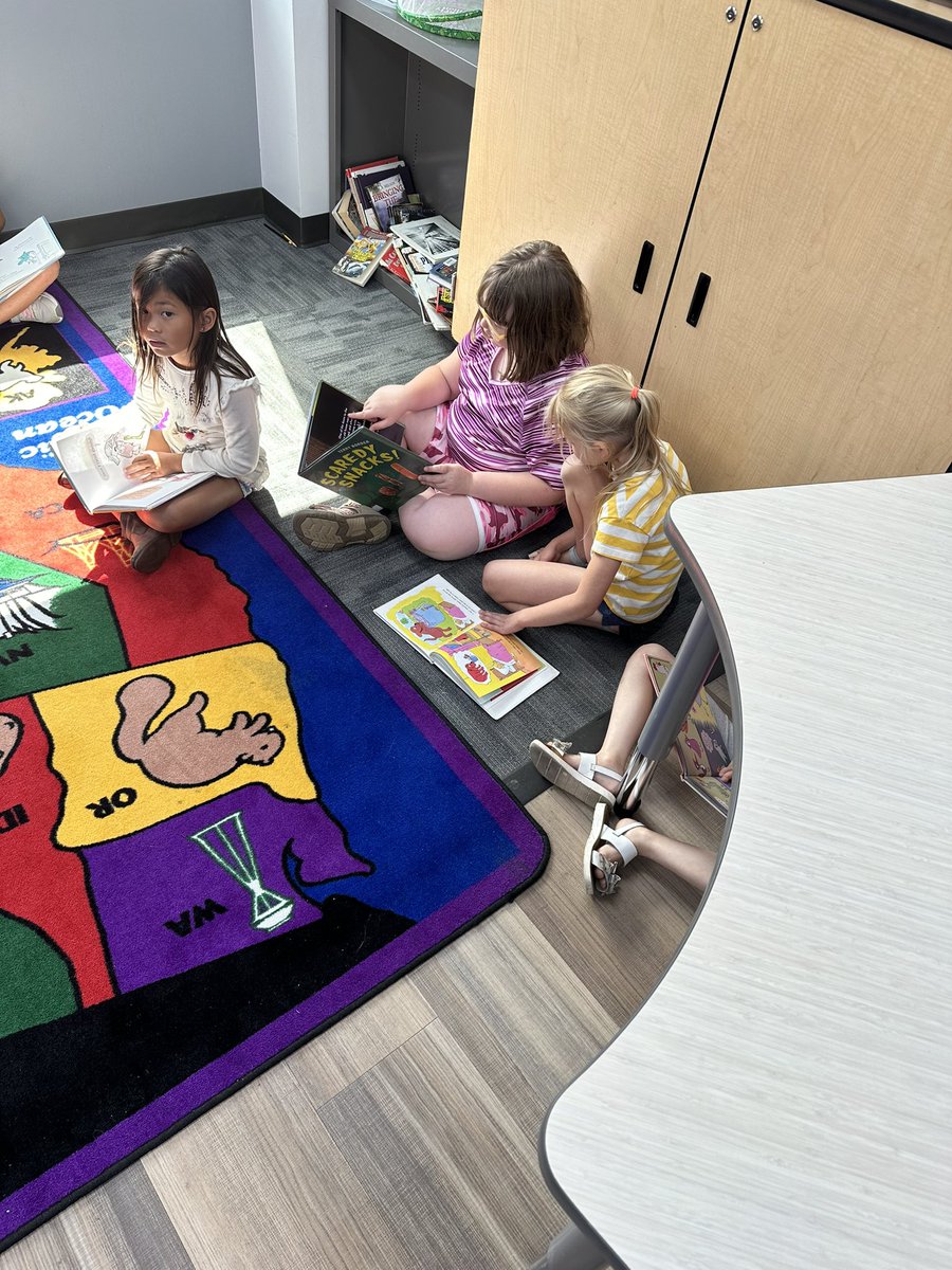 Delaware Elementary (@delaware_sps) on Twitter photo #ExploreSPS 2nd & 3rd graders at <a href="/Delaware_SPS/">Delaware Elementary</a> are completing an esti-mystery today, reading new books, and learning about the Olympics! Their brains are activated and their learning is on š„! <a href="/officialSPS/">Springfield Public Schools</a> <a href="/JASteingraber/">Jason Steingraber</a> #ExploreSPS 2nd & 3rd graders at <a href="/Delaware_SPS/">Delaware Elementary</a> are completing an esti-mystery today, reading new books, and learning about the Olympics! Their brains are activated and their learning is on š„! <a href="/officialSPS/">Springfield Public Schools</a> <a href="/JASteingraber/">Jason Steingraber</a>