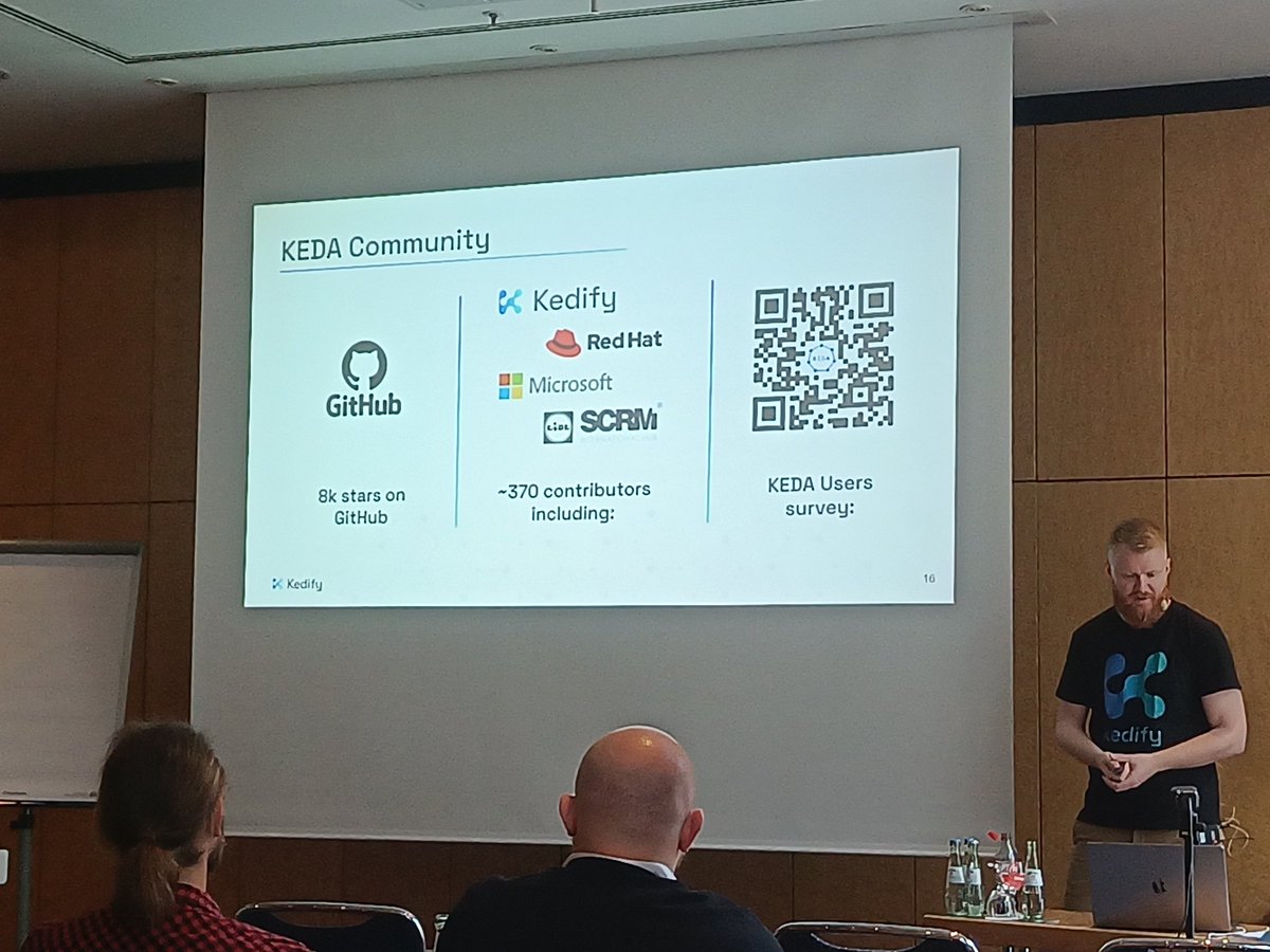 MrsDaehin's tweet image. we are up there!!!! hahahah #DevOpsCon #Berlin