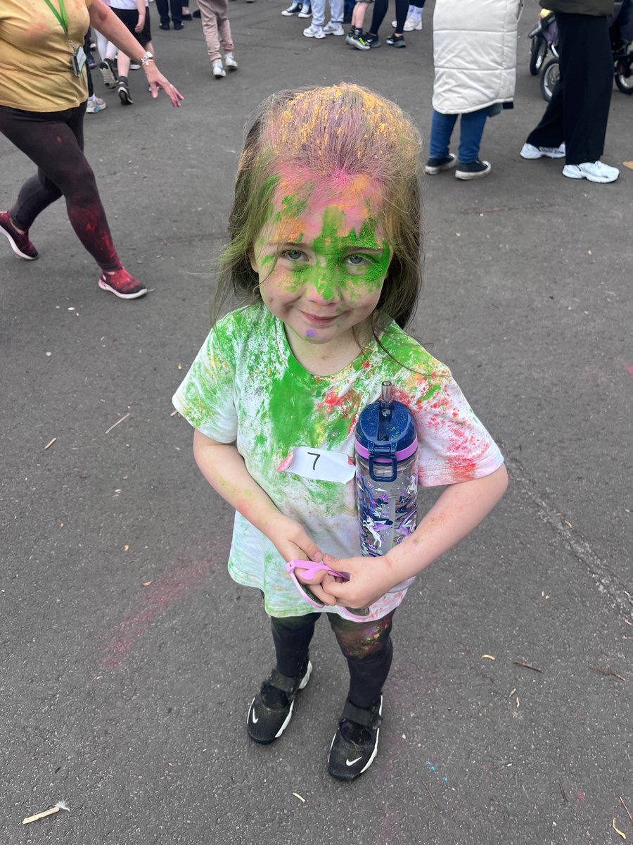 Kay_b_'s tweet photo. Wow that was great fun today at the girls school colour run too raise money for @AlderHey @ecclaneends https://t.co/qxBt69p97a