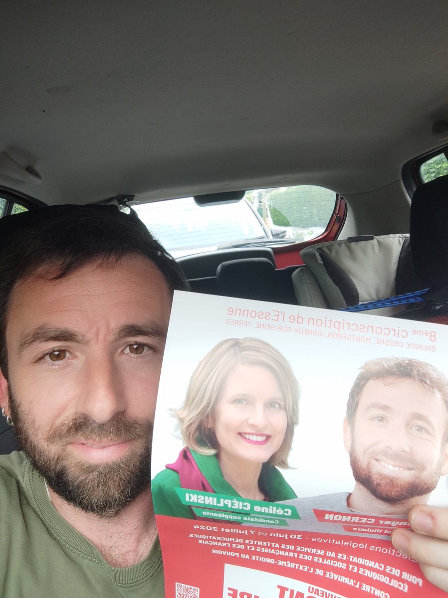BerengerCernon's tweet photo. Ils sont laaaaaaa. Programme contre programme. Nous allons gagner ✊✊💪 #nouveaufrontpopulaire https://t.co/lrVXBsiXrj