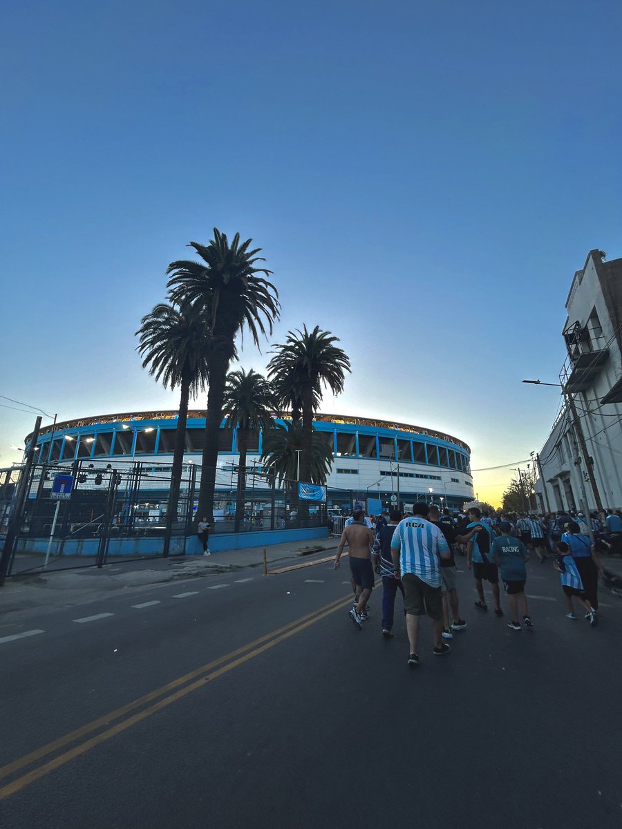 Por un minuto en la tribuna doy todo lo que tengo🩵

#RacingEventos